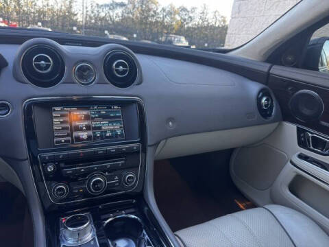 2015 Jaguar XJL Portfolio