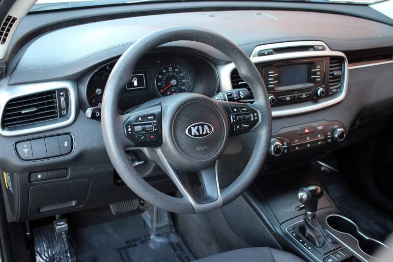 2016 Kia Sorento LX V6