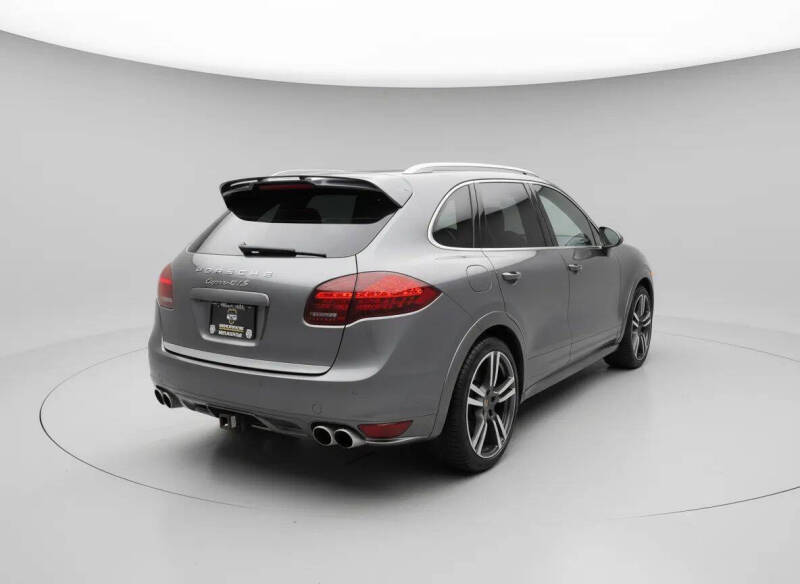 2014 Porsche Cayenne GTS