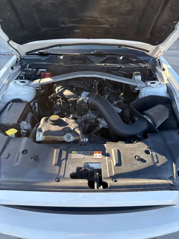 2013 Ford Mustang V6 Premium