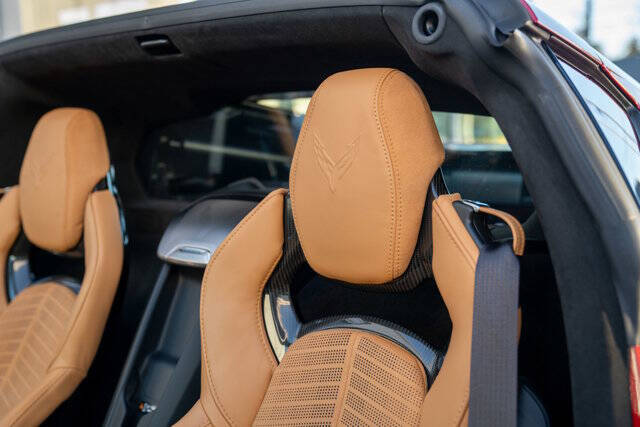 2021 Chevrolet Corvette 12