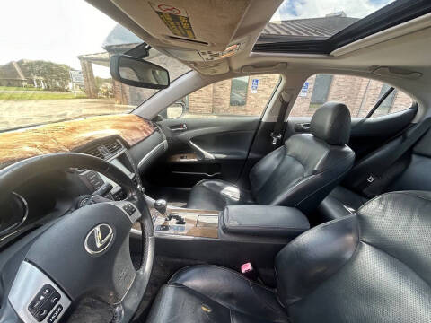 2011 Lexus IS 250C