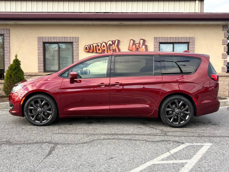 2018 Chrysler Pacifica Touring Plus
