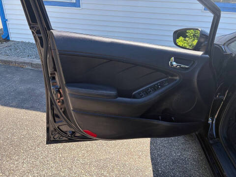 2016 Kia Forte5 LX