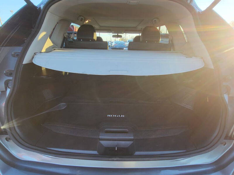 2016 Nissan Rogue SL