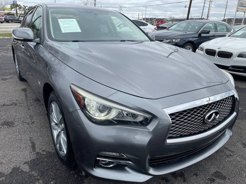 2017 Infiniti Q50 2.0T Premium