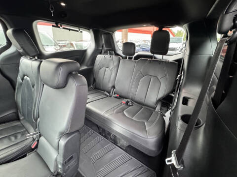 2019 Chrysler Pacifica Touring L Plus