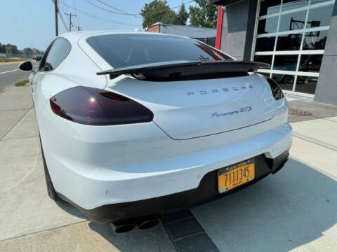 2016 Porsche Panamera GTS