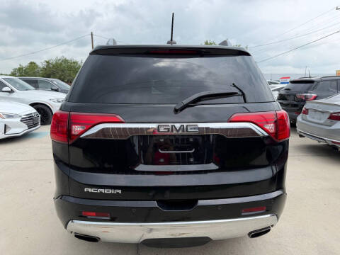 2019 GMC Acadia Denali