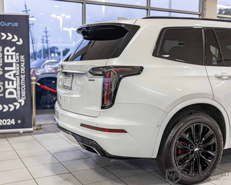 2022 Cadillac XT6 Sport