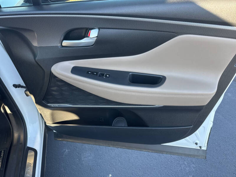 2020 Hyundai Santa Fe Limited 2.0T