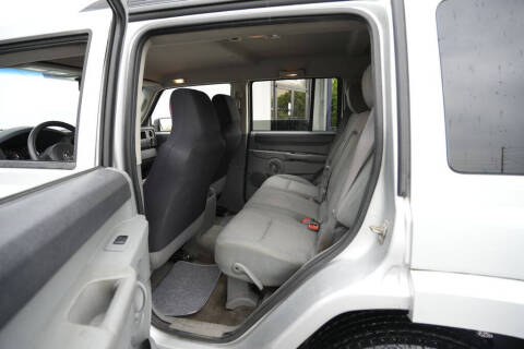 2007 Jeep Commander Sport