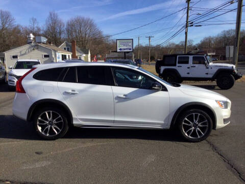 2015 Volvo V60 Cross Country T5