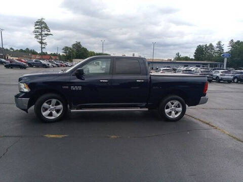 2017 RAM 1500 SLT