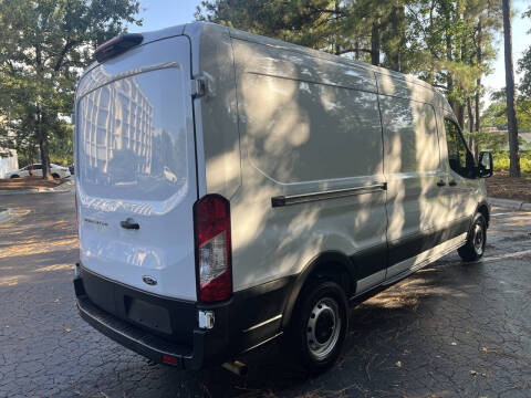 2022 Ford Transit 250