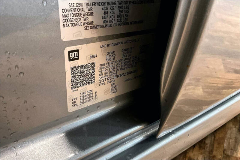 2025 GMC Sierra 1500 Elevation Standard