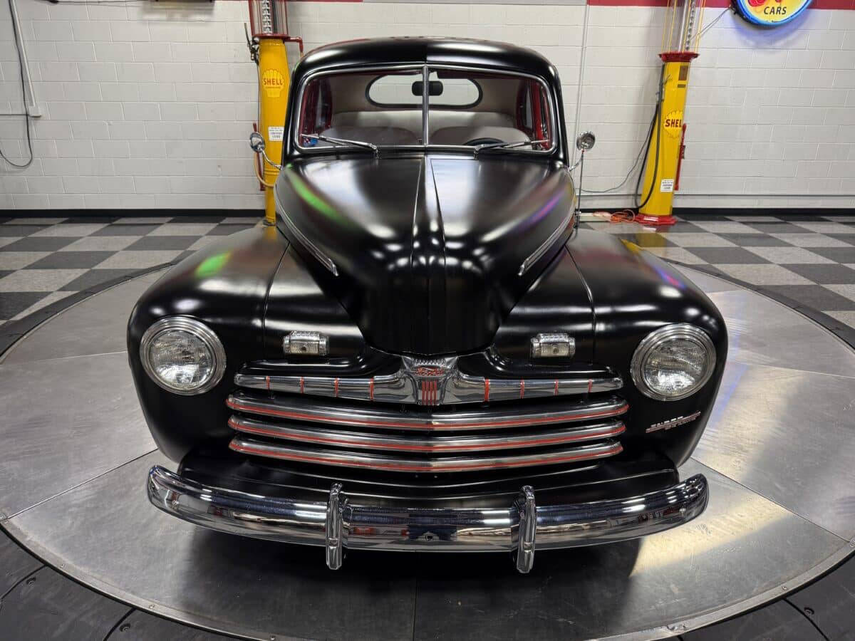1946 Ford Coupe 19