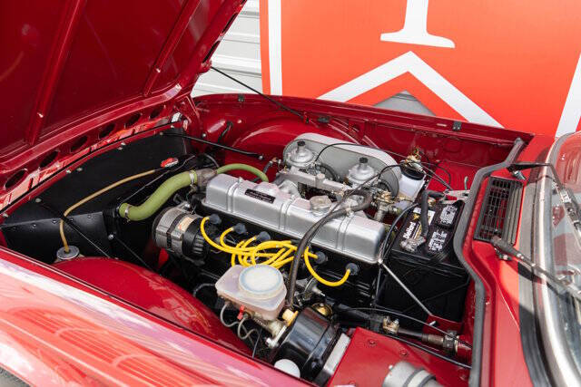 1973 Triumph TR6 32