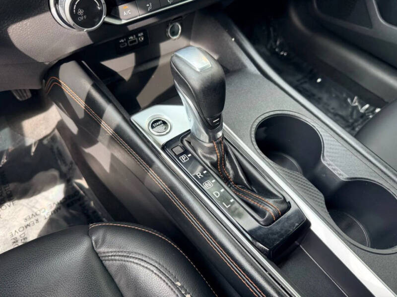 2022 Nissan Altima 2.5 SR