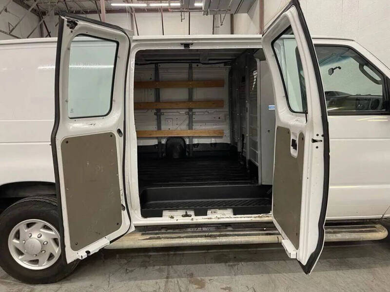 2014 Ford E-Series E-250