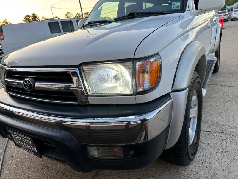 2000 Toyota 4Runner SR5