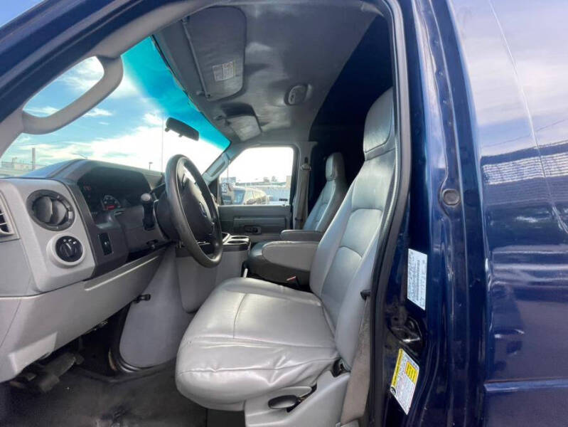2012 Ford E-Series