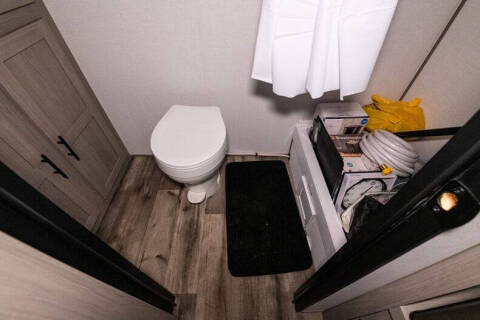 2024 Coleman Dutchman