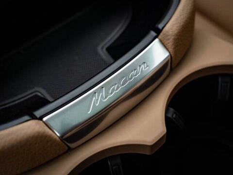 2025 Porsche Macan