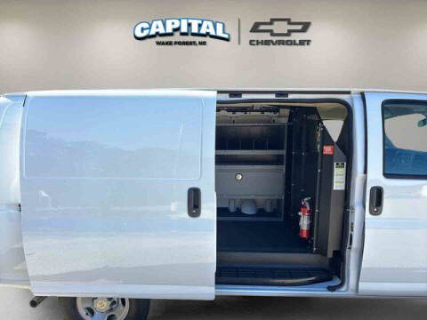 2025 Chevrolet Express 2500