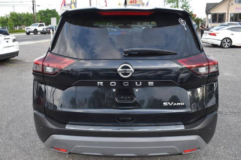 2021 Nissan Rogue SV