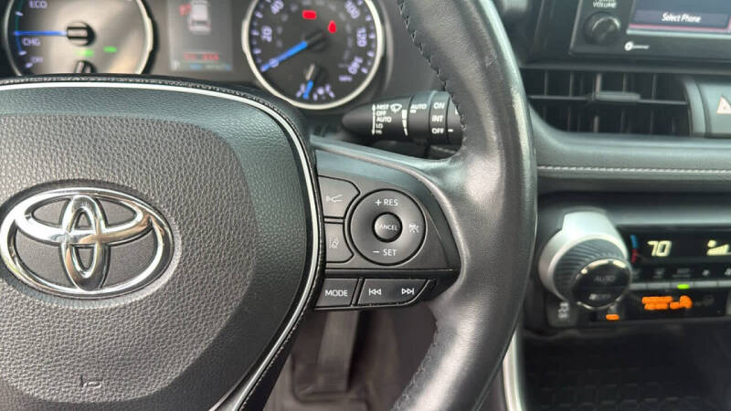 2020 Toyota RAV4 Hybrid XLE