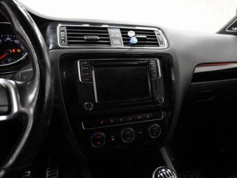 2017 Volkswagen Jetta 2.0T GLI