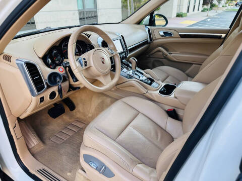 2011 Porsche Cayenne Tiptronic