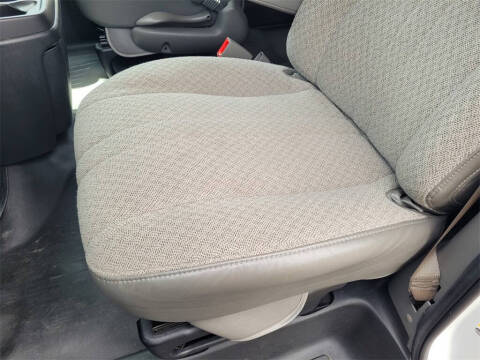 2023 GMC Savana LS 3500