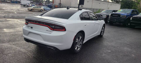 2015 Dodge Charger SXT
