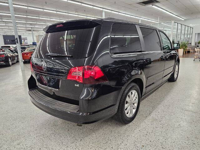 2013 Volkswagen Routan