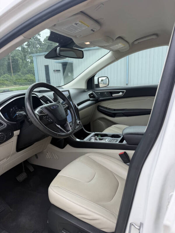 2021 Ford Edge Titanium