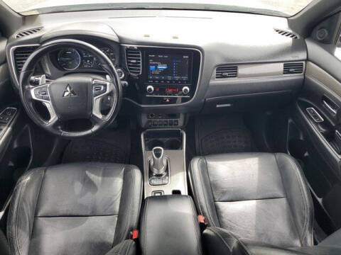 2022 Mitsubishi Outlander PHEV GT