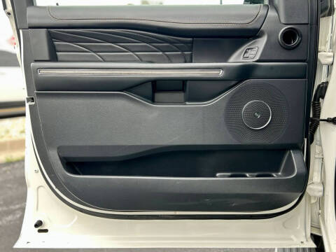 2023 Ford Expedition MAX Platinum