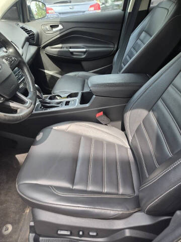 2019 Ford Escape SEL