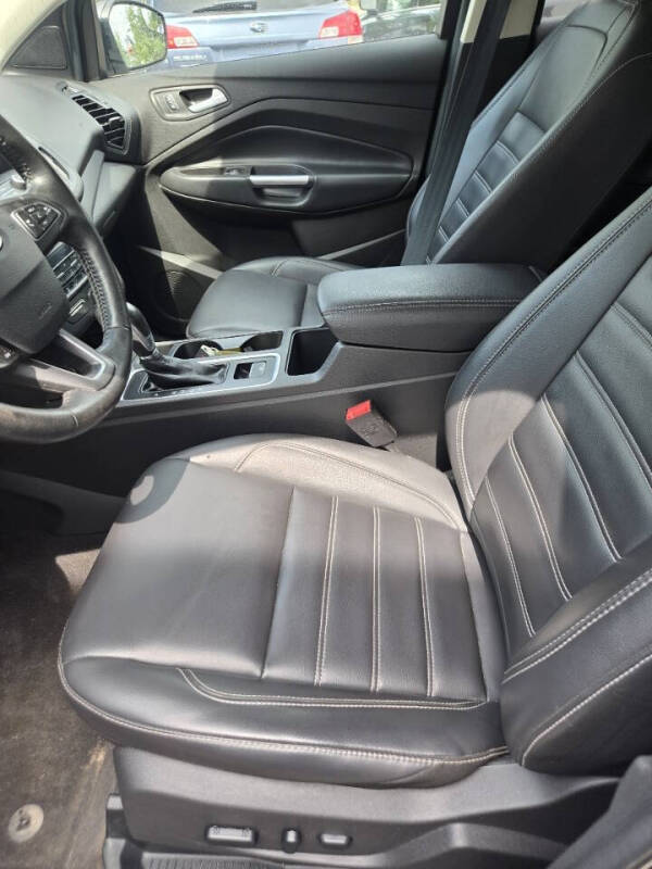 2019 Ford Escape SEL