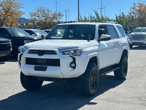 2024 Toyota 4Runner SR5