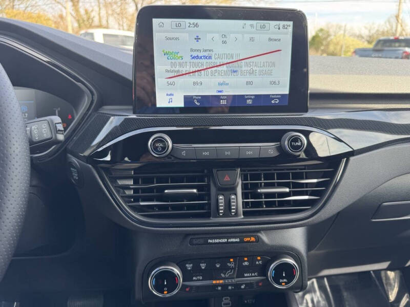 2025 Ford Escape ST-Line Select