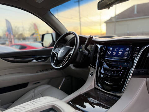 2017 Cadillac Escalade ESV Premium Luxury