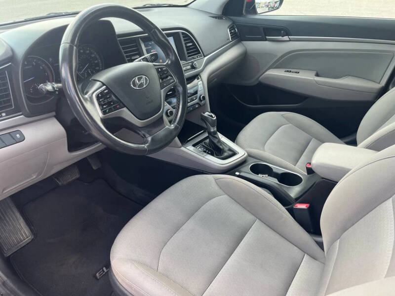 2018 Hyundai Elantra