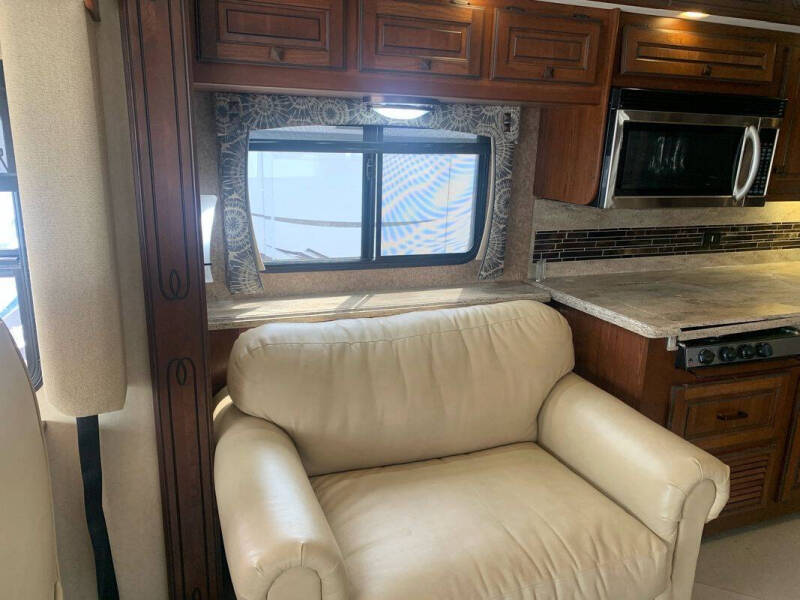 2013 Freightliner MH Chassis