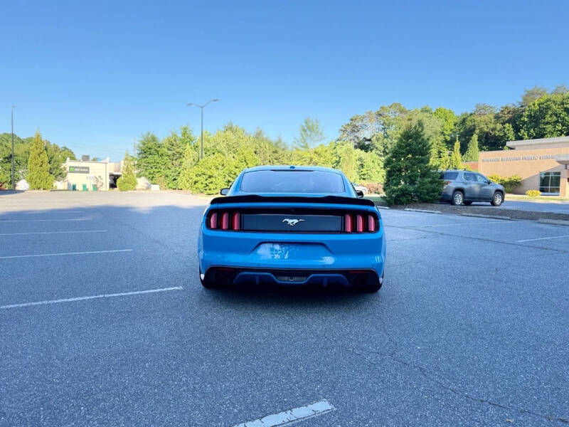 2017 Ford Mustang EcoBoost Premium