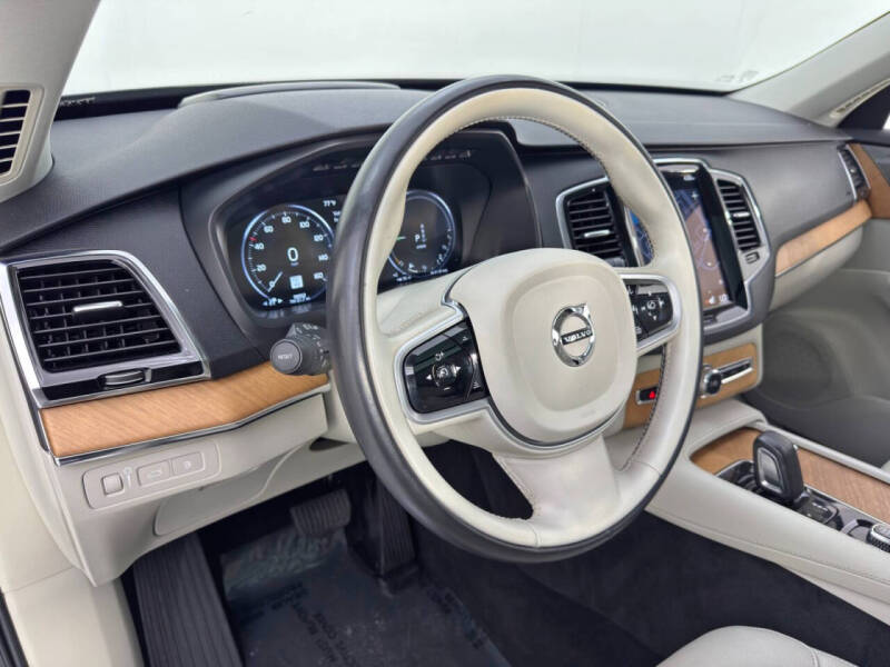 2021 Volvo XC90 Recharge T8 Inscription Expression 7P