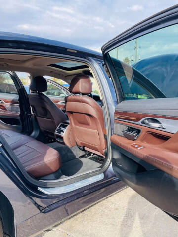 2018 BMW 7 Series 740i