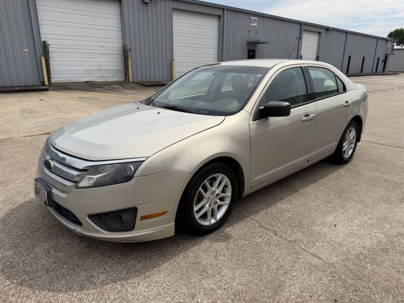 2010 Ford Fusion S